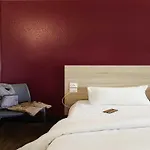 F1梅斯中心德旺蓬特酒店 3*