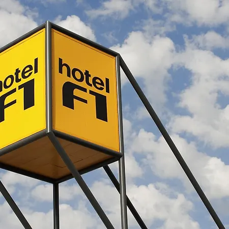 Hotelf1 Centre Devant Les Ponts Hotel Metz